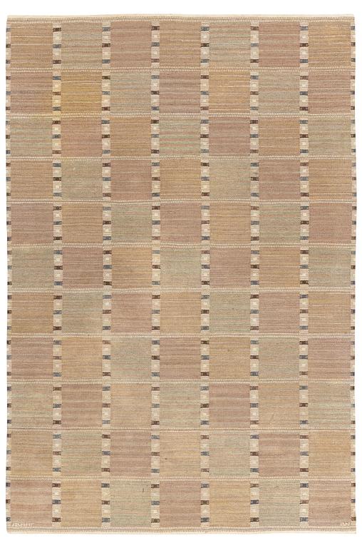 Barbro Nilsson, a carpet, "Falurutan grå", flat weave, ca 297 x 202 cm, signed AB MMF BN.