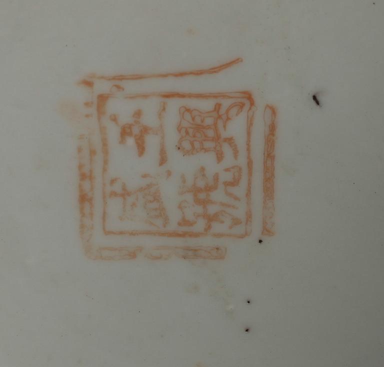 PENSELVASER, 2 st, porslin, Kina, 1900-/2000-tal.