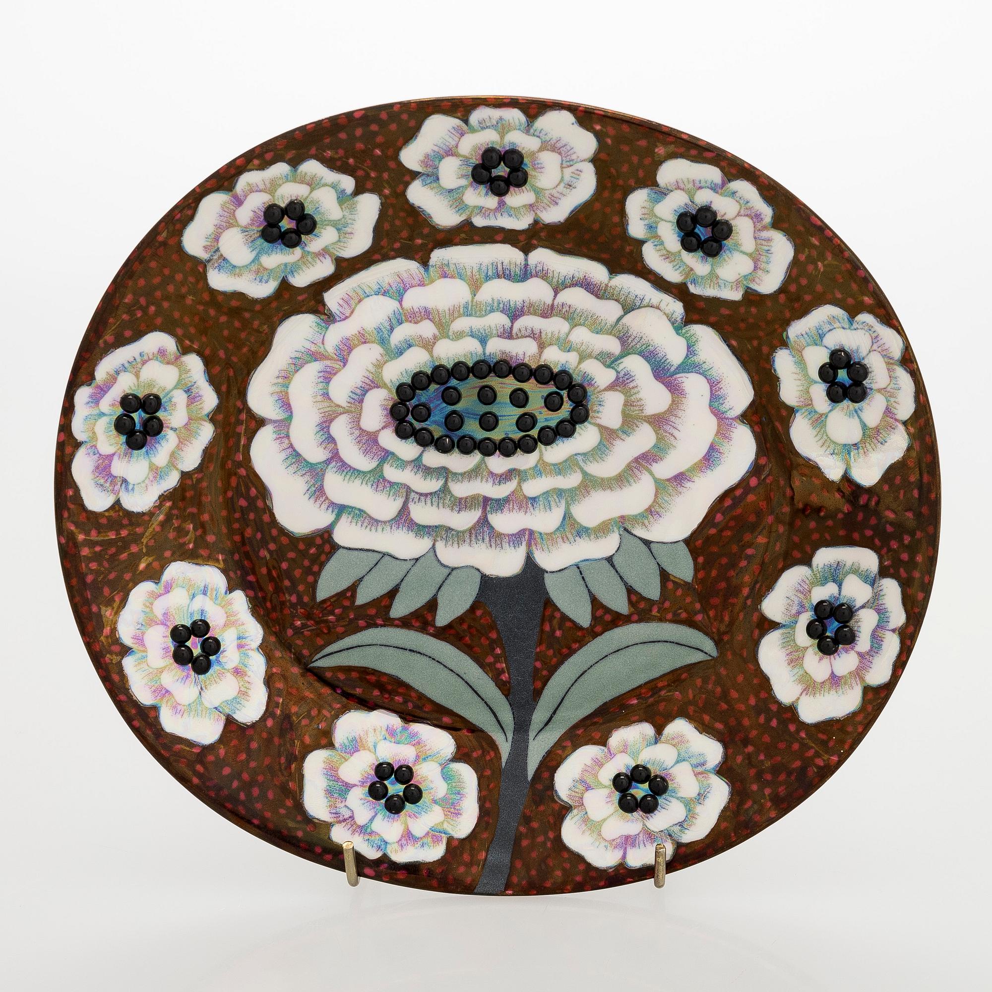 a ceramic 'Fiori dish', marked Birger Kaipiainen, Arabia art made in Finland 1983, 1615/2000.