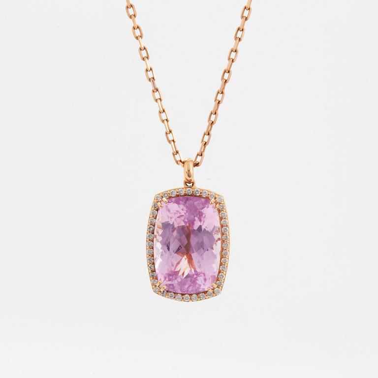 Kunzite and diamond necklace.