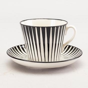 EUGEN TROST, 6 st tekoppar med fat,  stycken, flintgods, "Zebra", Gefle.