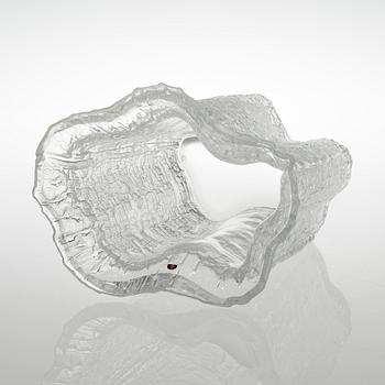 A TIMO SARPANEVA GLASS VASE, Finlandia-series, signed Timo Sarpaneva -3359.