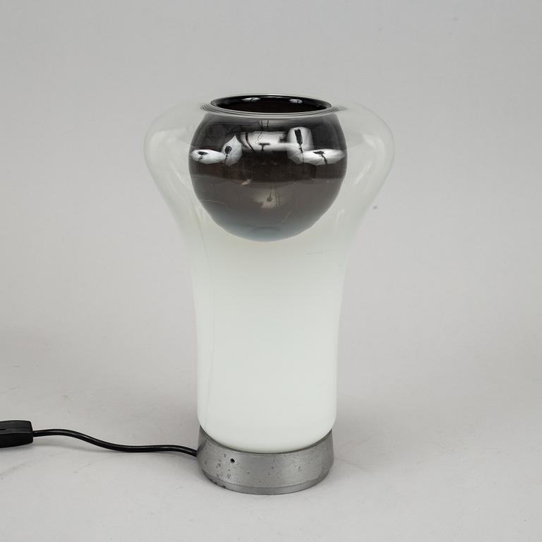 Angelo Mangiarotti, a glass table lamp, "Sappho", for Artemide.