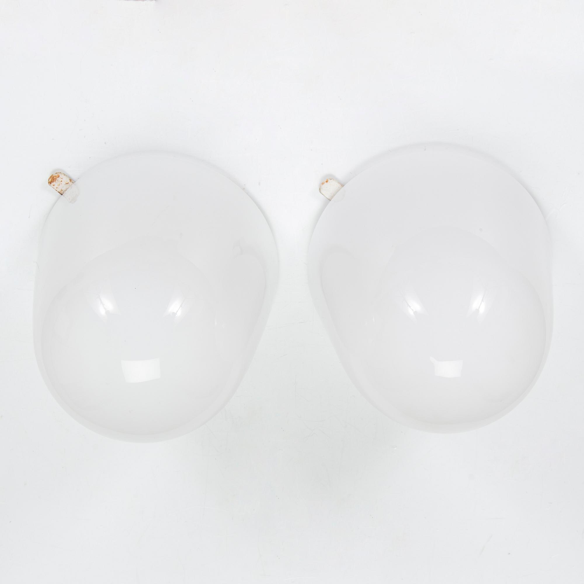 Paavo Tynell, a pair of mid-20th-century '80112' ceiling lights for Idman.