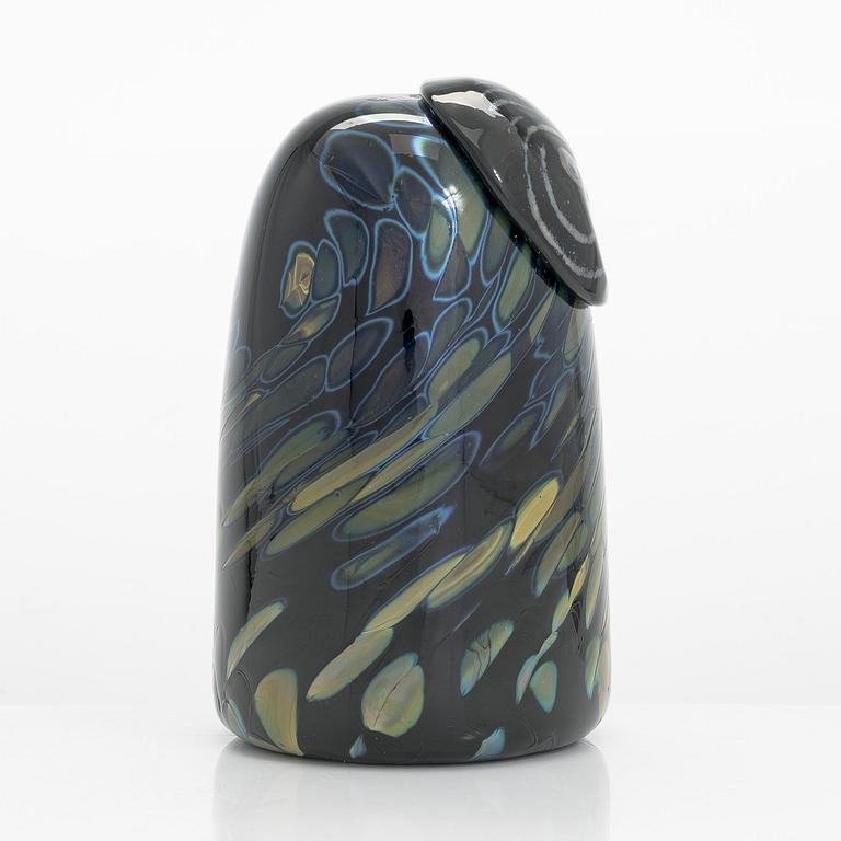 Oiva Toikka, a glass bird, signed signerad O. Toikka Nuutajärvi.