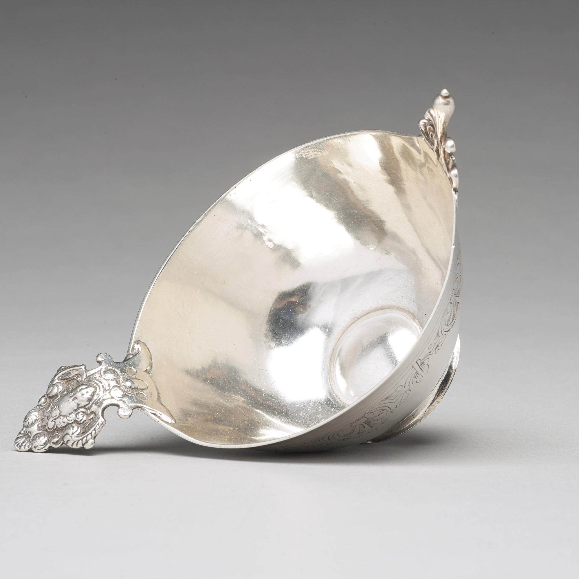 A Swedish 18th century silver brandy-bowl, mark of Daniel Poppelman, Gävle (1744-1764(1771)).