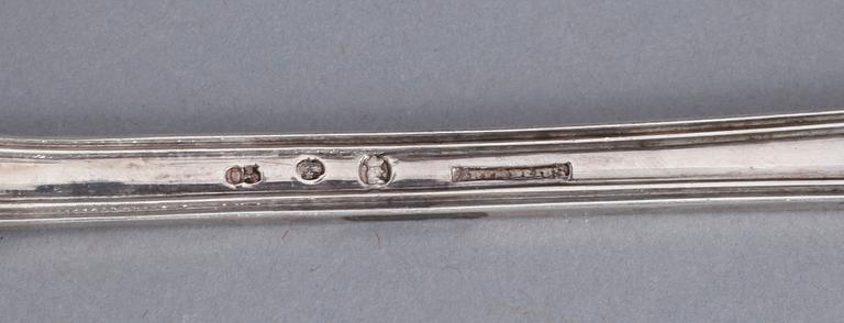 RAGUSKEDAR, 2 st, silver, Adolf Zethelius, Stockholm, 1820. Total vikt ca 235 gram.
