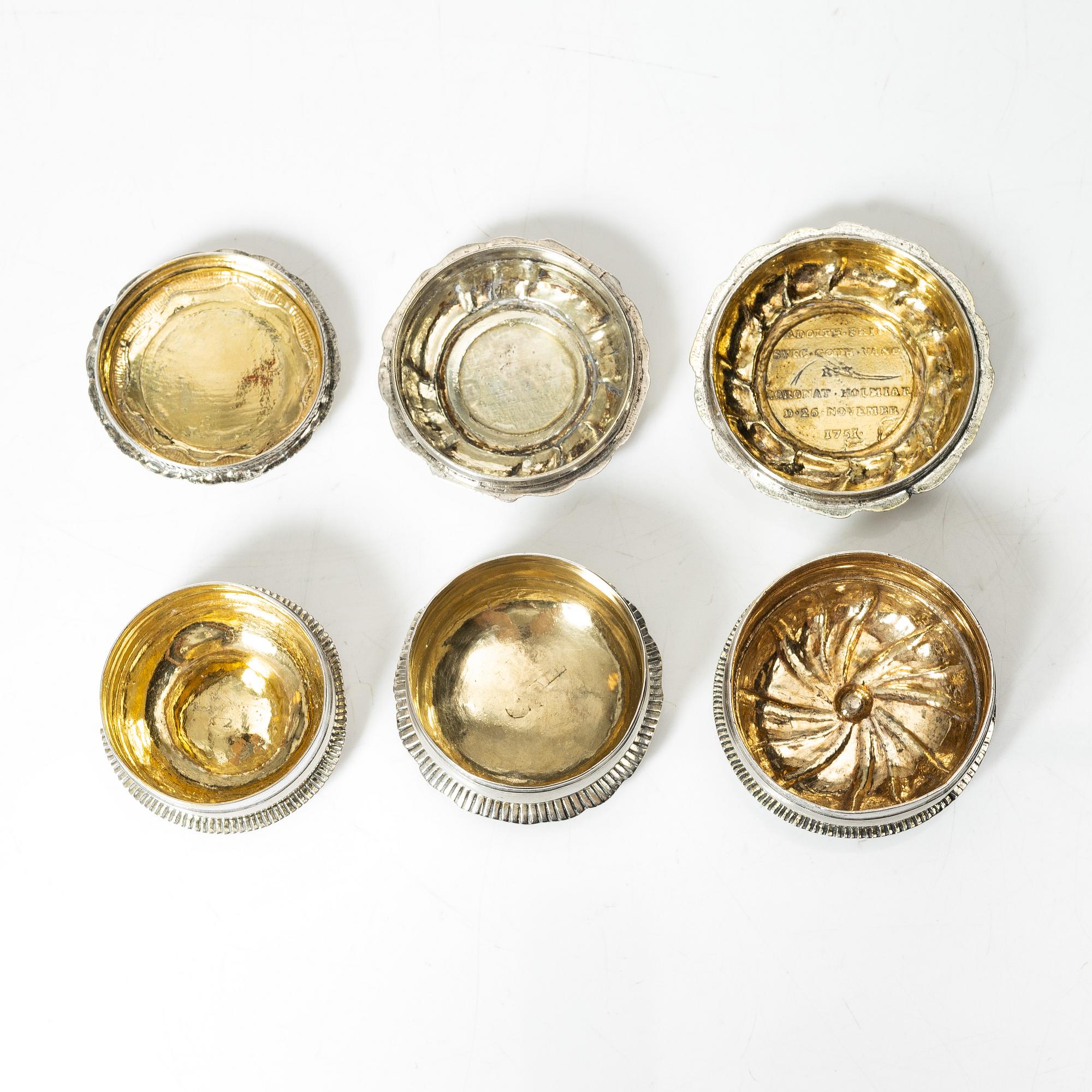 A set of three 18th/19th century silver snuff boxes.