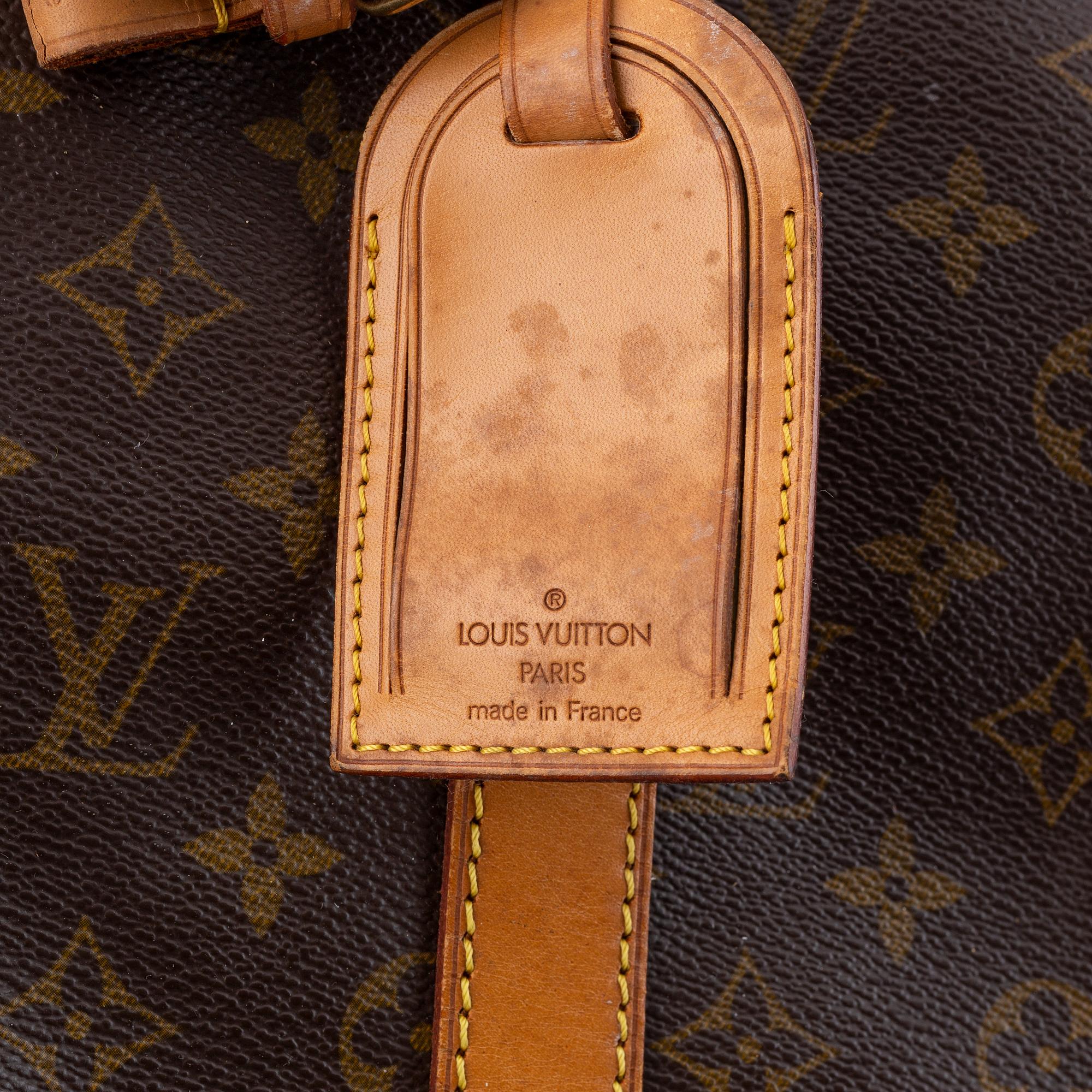 Louis Vuitton,.