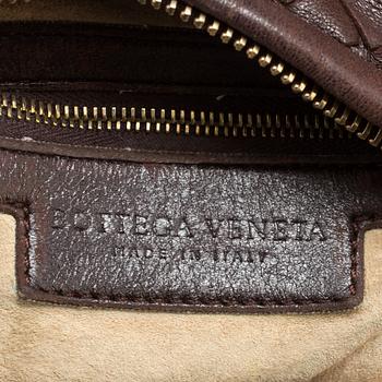 BOTTEGA VENETA, a brown leather Hobo bag.