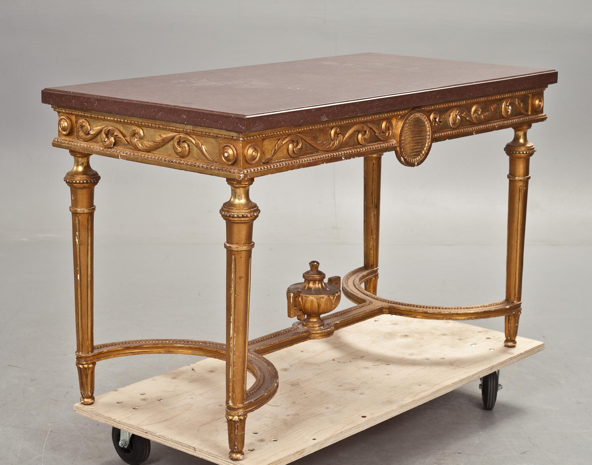 KONSOLBORD/SALONGSBORD, sengustaviansk, 1700-talets slut.