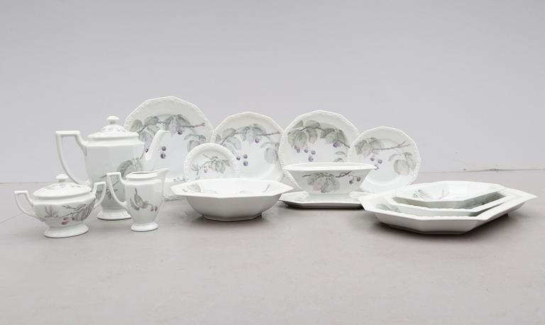 MATSERVIS, 62 delar, porslin, "Maria", Rosenthal, 1900-talets mitt.