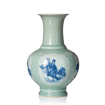 1031. A Chinese Republic vase, with Qianlong mark.