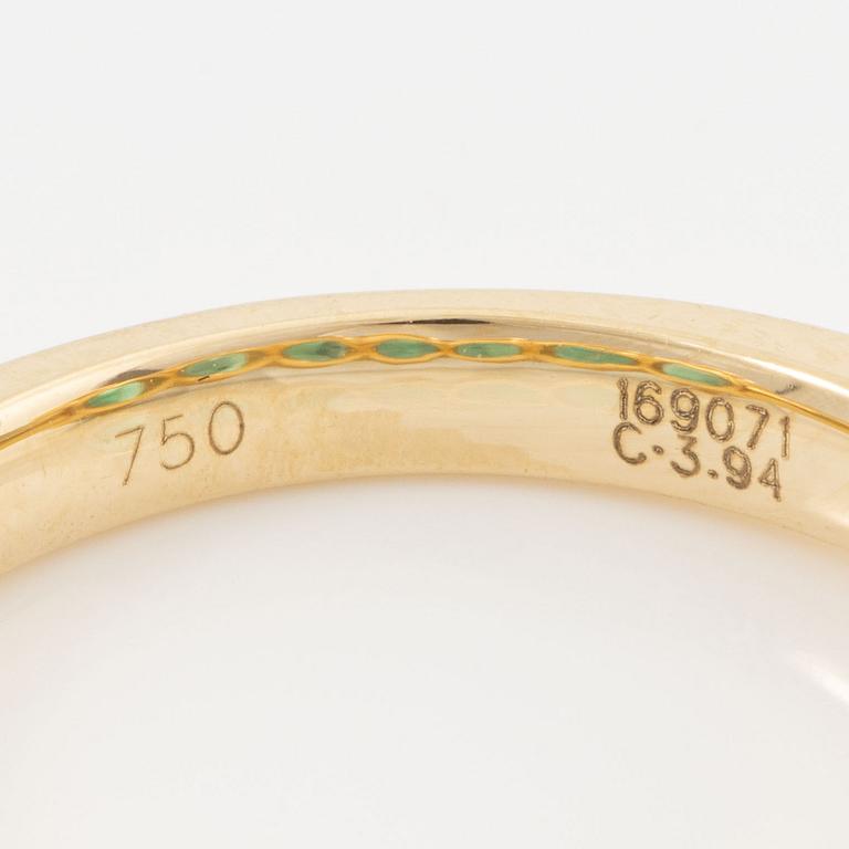 Ring, 18K gold with oval-cut emeralds.
