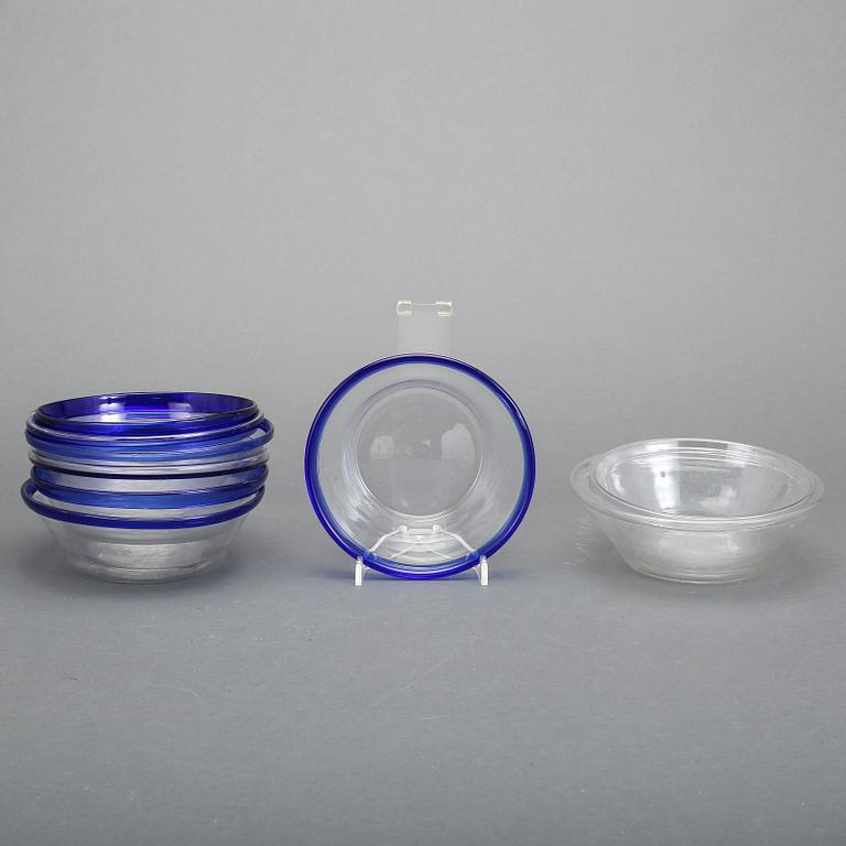 FILBUNKSSKÅLAR, 9 delar, glas, troligen Bergdala glasbruk, 1900-tal.
