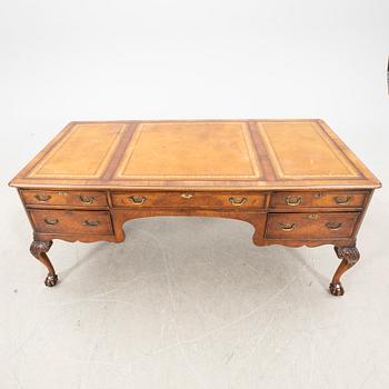Writing desk Queen Anne style, mid-20th century/second half.