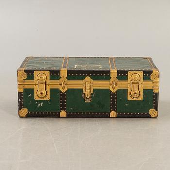 A mid 1900s Italian trunk.