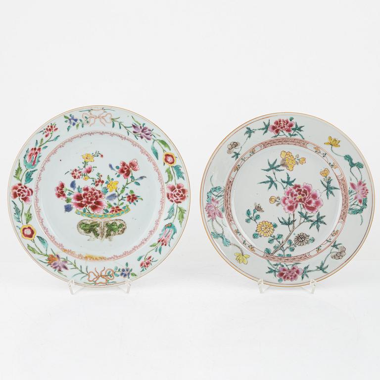 Five porcelain plates, China, 18th century and late Qing dynasty.