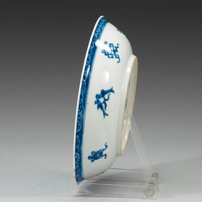 A blue and white bowl, Qing dynasty Kangxi (1662-1772).