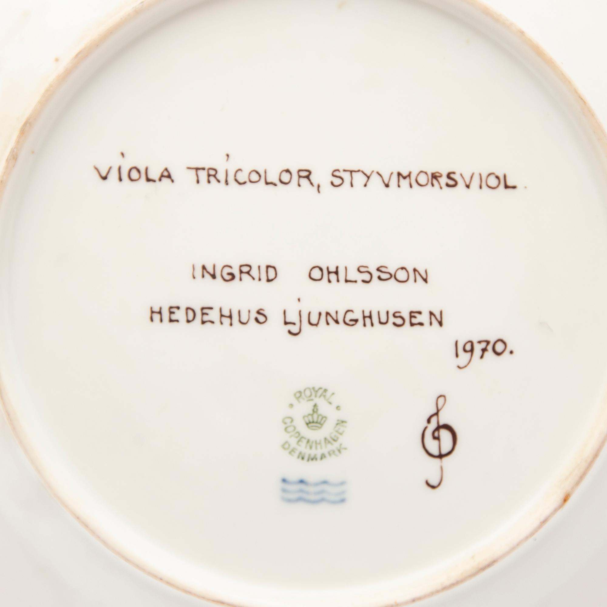 Royal Copenhagen, Plates, six pieces, (Hausmålerai), 1950s.