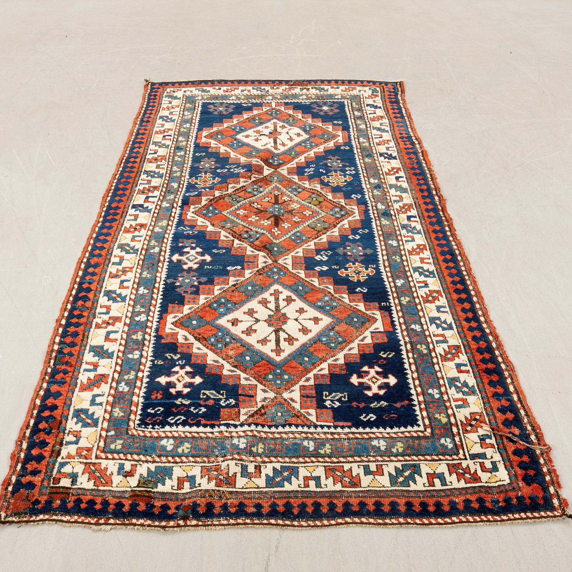 Carpet Kazak semi-antique/antique approx. 226x118 cm.