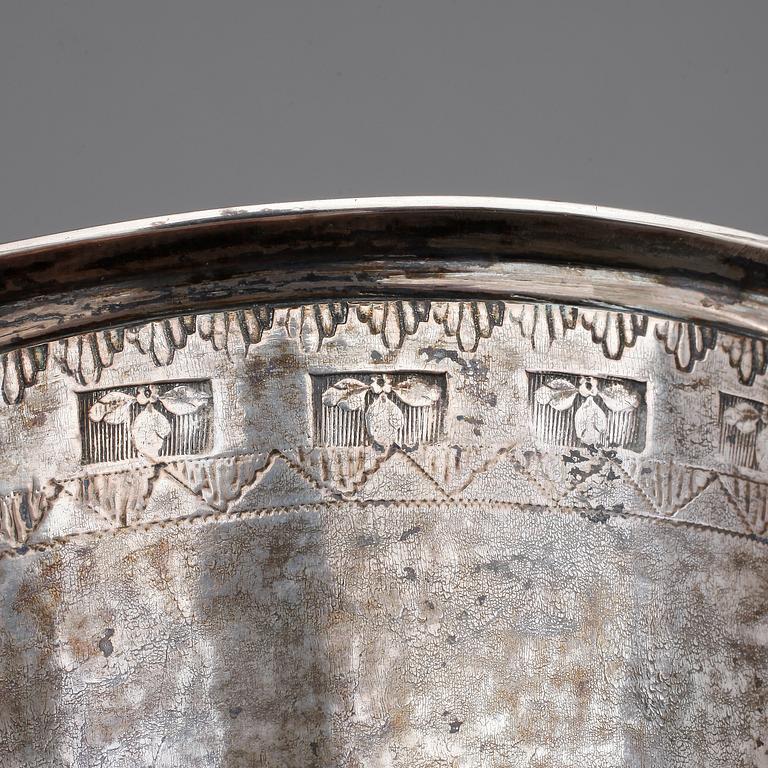 BÄGARE, silver. Arvid Wernström Eksjö, 1811. Vikt ca 415 gram.
