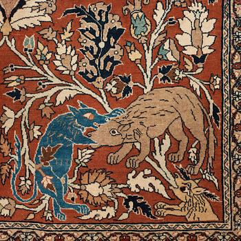ANTIQUE TABRIZ FIGURAL. 191 x 138,5 cm.