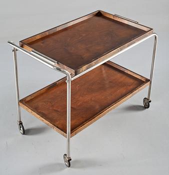 SERVERINGSVAGN, 1900-talets andra kvartal.