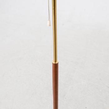 Golvlampa, 190-talets mitt.