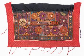 Semi-antique Rasht embroidery, approx. 198 x 125 cm.