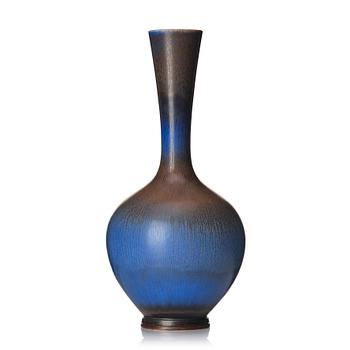 90. Berndt Friberg, a stoneware vase, Gustavsberg studio, Sweden 1964.