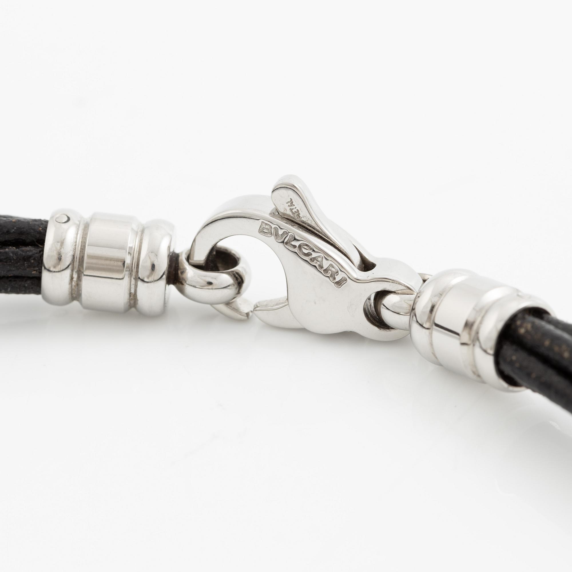 Bulgari collier läder med stållås.