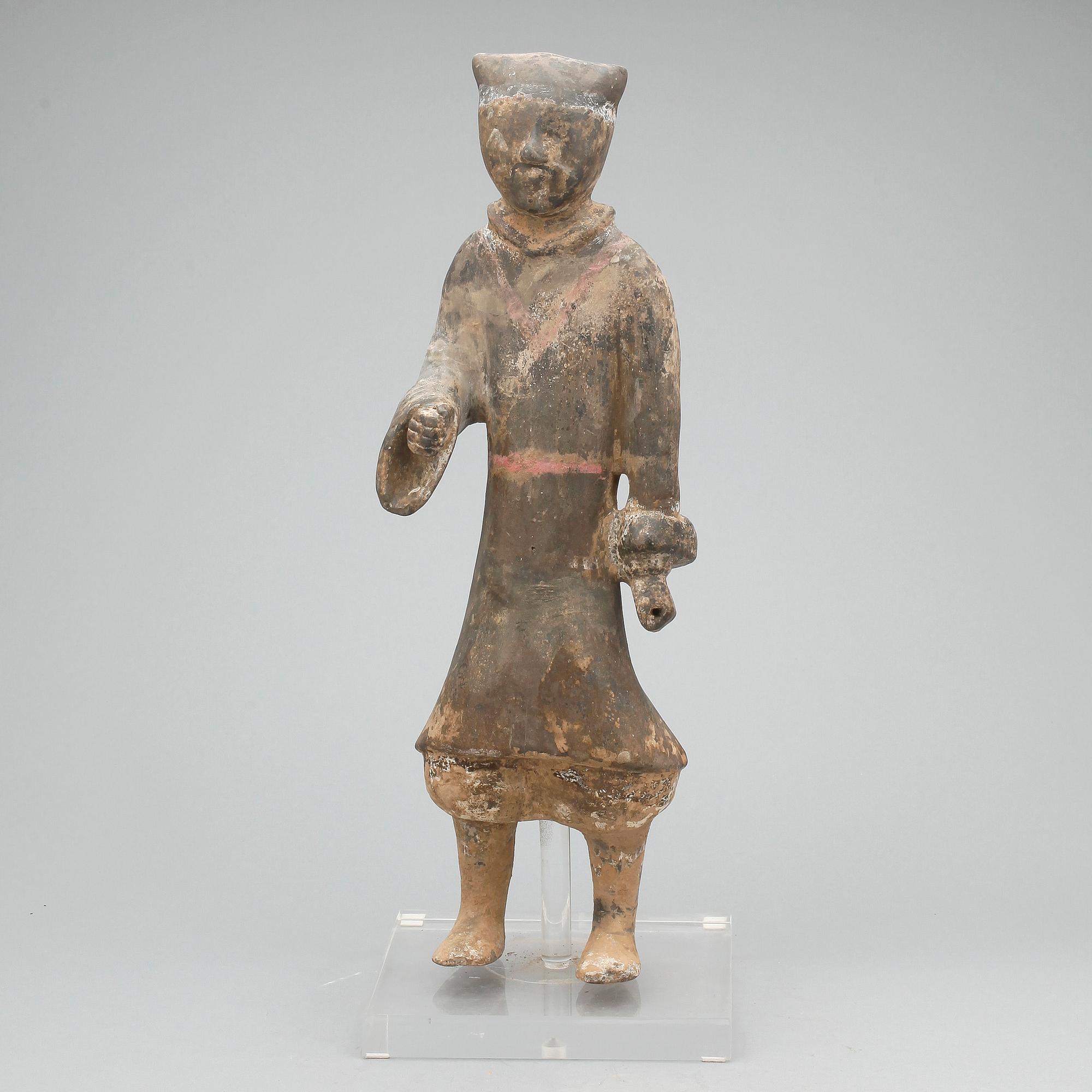 GRAVFIGURIN, lergods, Kina, Västra Ha, Kina, 206 f kr - 8 e kr). Inköpt Coincraft, London.