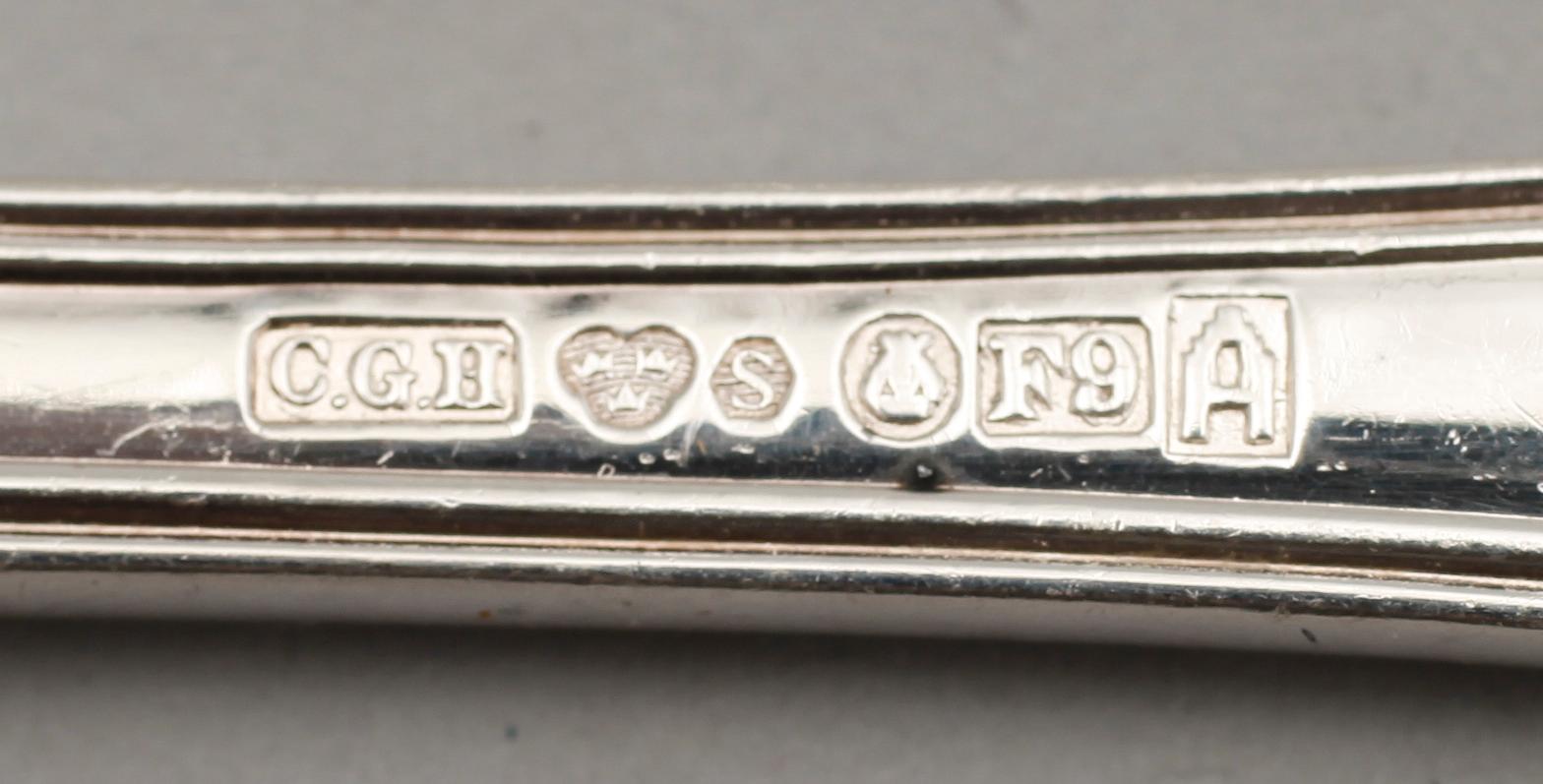 SAMLING BESTICK, 31 del, silver, modell engelsk snäck. Tot vikt 984 g.