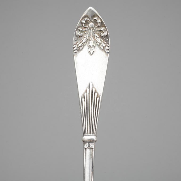 SOPPSLEV, silver, empirestil, GAB, 1904, vikt 186 g.