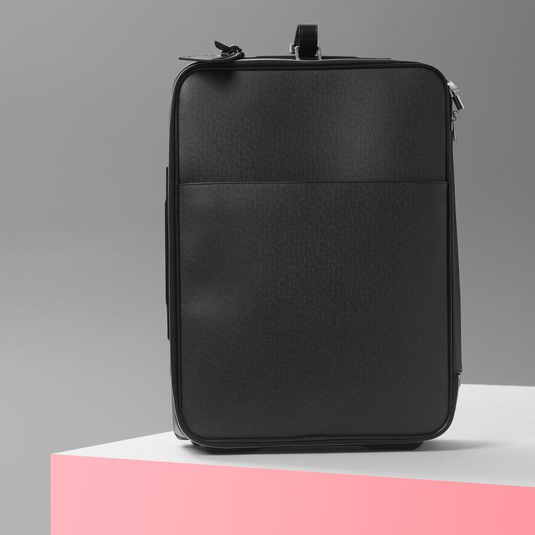 CABIN CASE, Louis Vuitton, "Pegase 55", 2010.