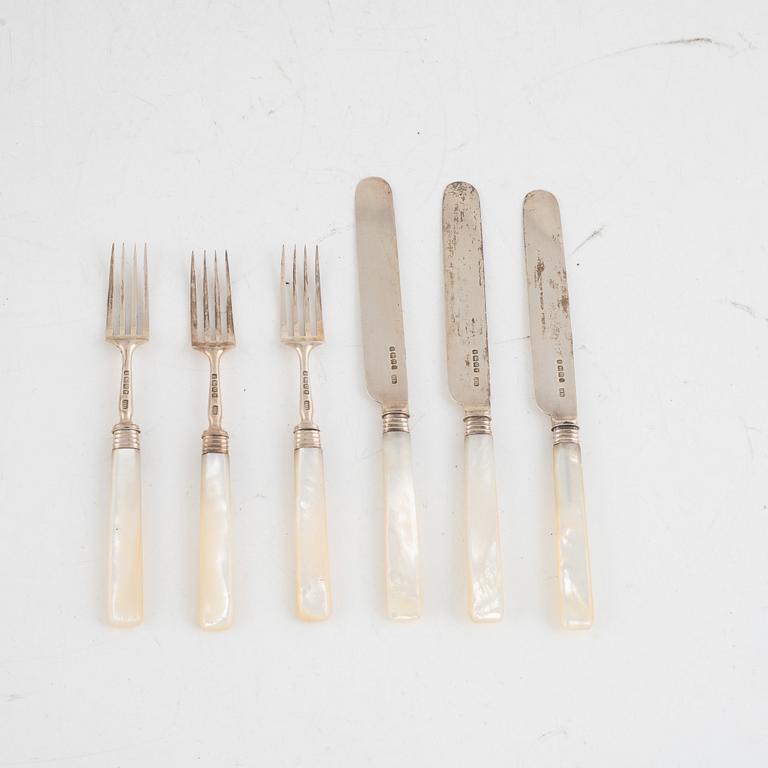 Dessert cutlery, silver and silver plated, England, including pieces from 1879.