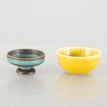 Stig Lindberg, a set of four miniature stoneware vases and two bowls, Gustavsberg Studio.