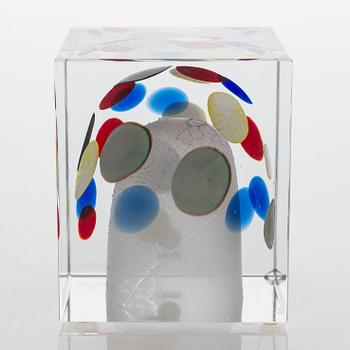 Oiva Toikka, annual glass cube 2003, signed Oiva Toikka, Nuutajärvi 2003, 375/2000.