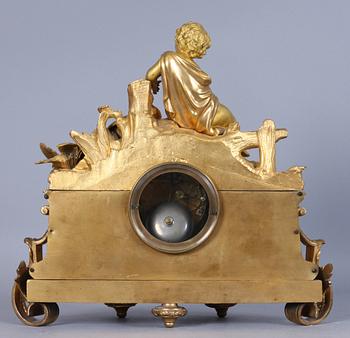 BORDSPENDYL, ny-Louis XVI, trol Frankrike, 1800-talets andra hälft.