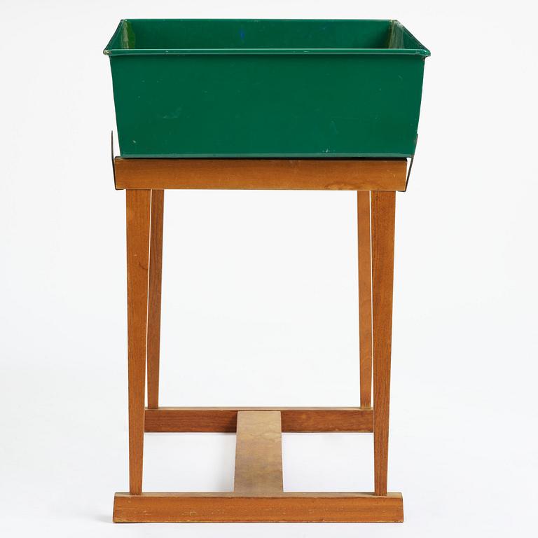Josef Frank, a rare flower table with green lacquered box model "B 2084", Firma Svenskt Tenn, Sweden, 1950-60s.