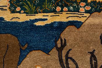 A rug, semi-antik Kashan figural, ca 216 x 133,5 cm.