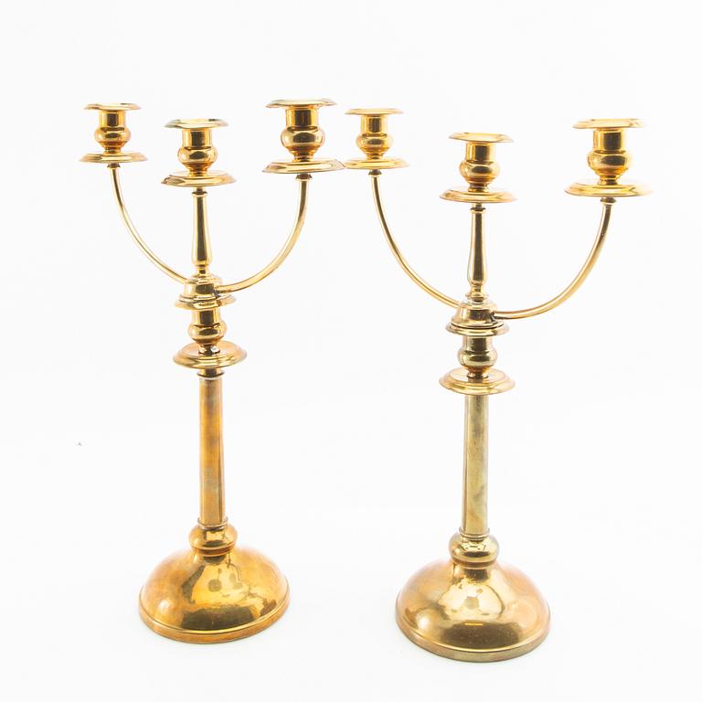 Kandelabrar ett par 1900-talets första hälft.