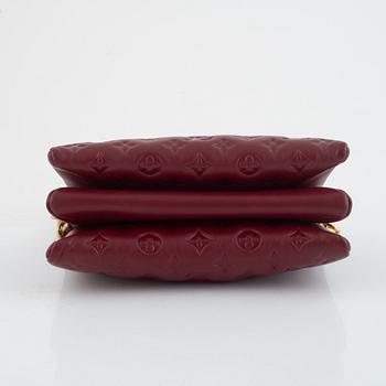 Louis Vuitton, väska, "Coussin PM, 2022.