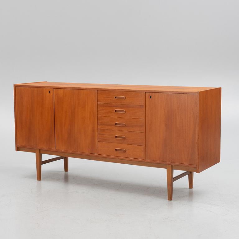 Sideboard, around the mid-20th century.
