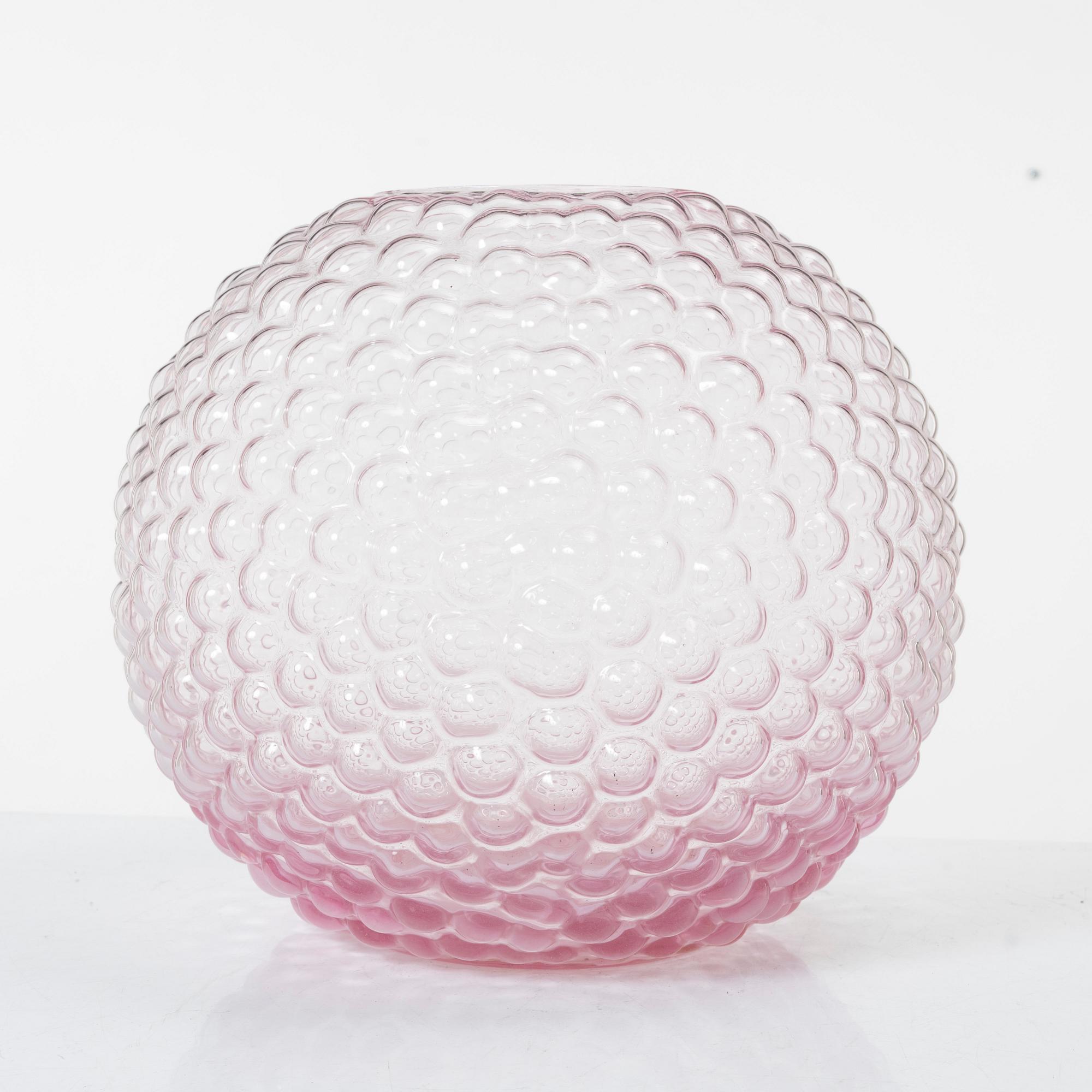 Carina Seth Andersson, vase, "Dew", Svenskt Tenn Company.