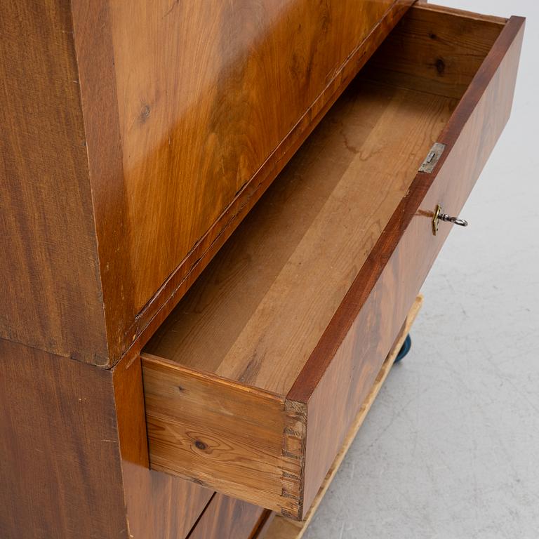 A mahogany veneered secretaire by Daniel Sehfbom, Stockhom 1800-1837.