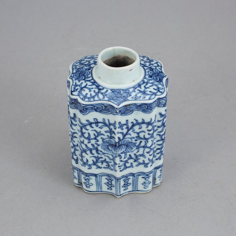 TEDOSA, porslin, Kina, 1800-tal.