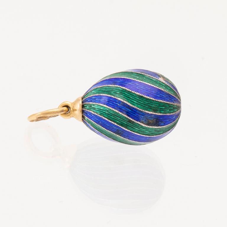 W.A. Bolin, pendant in 18k gold and enamel.