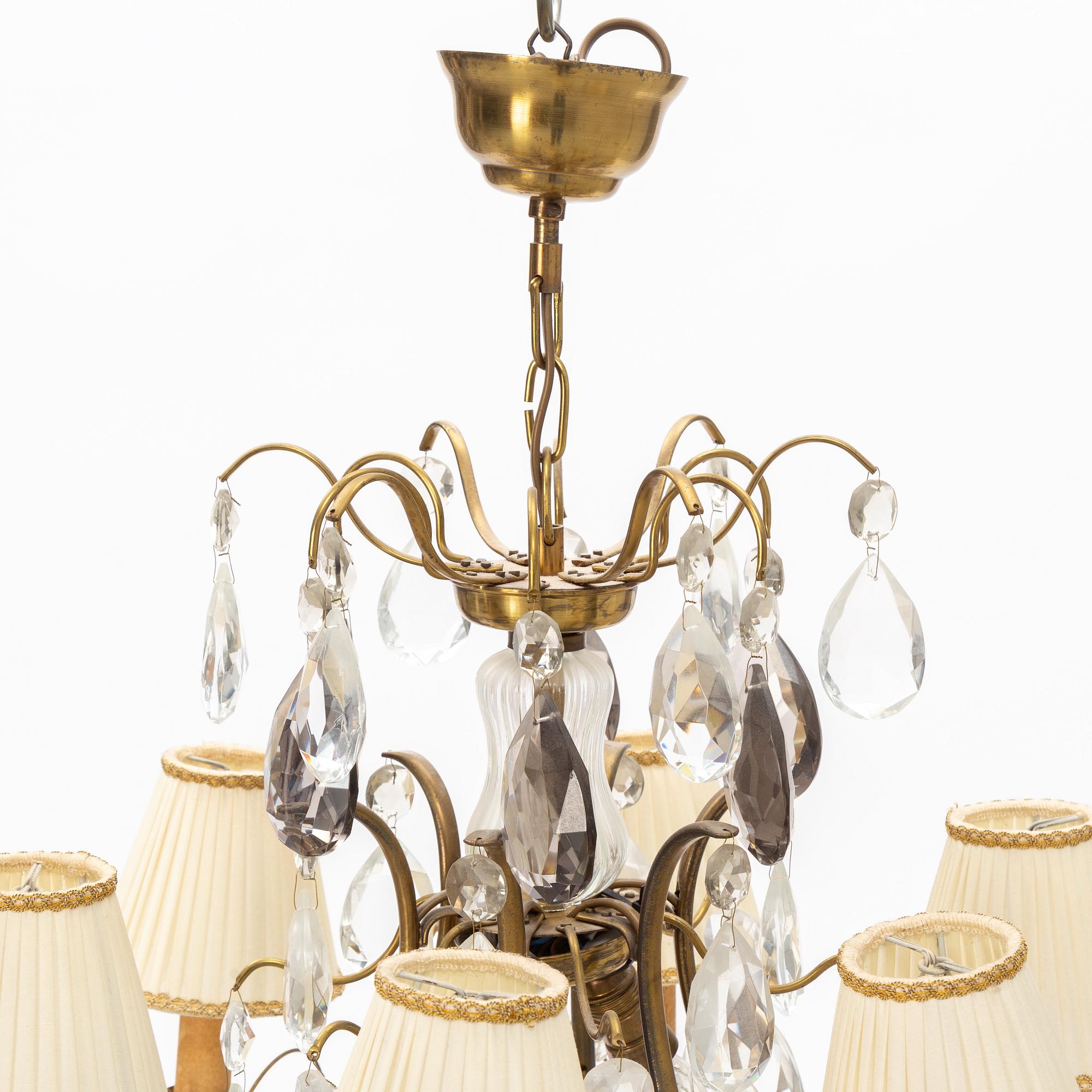 A Baroque style chandelier, mid 20th Century.